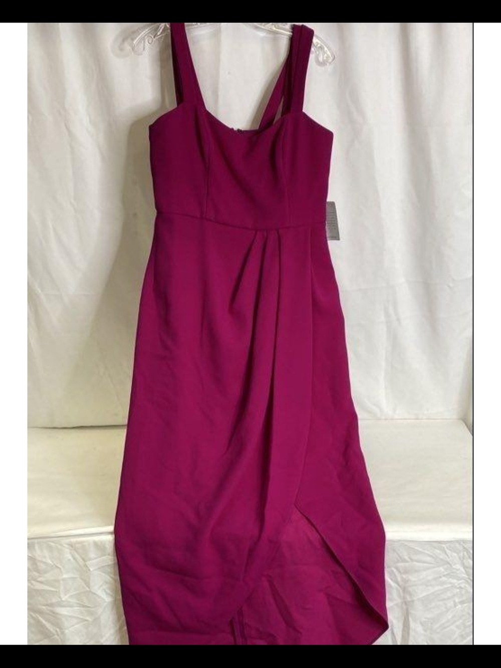Xscape Size 12 Women’s Sleeveless Fuchsia Formal Gown‎